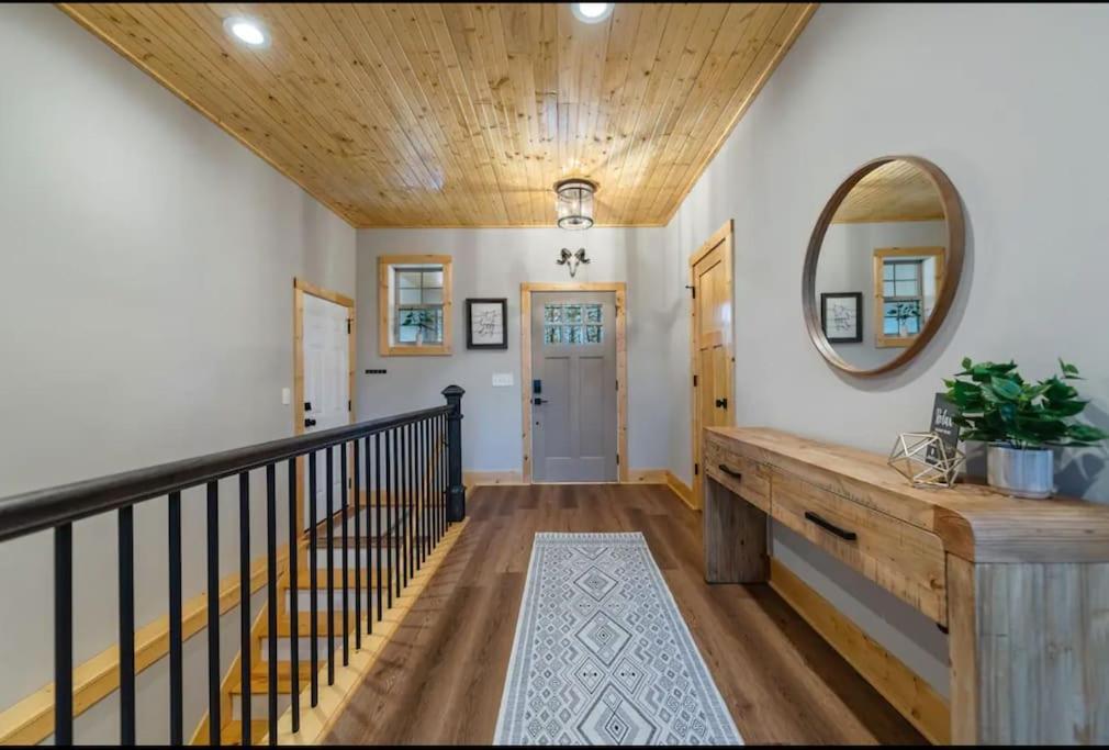 Peaceful Modern Chalet In Ellijay Exteriör bild